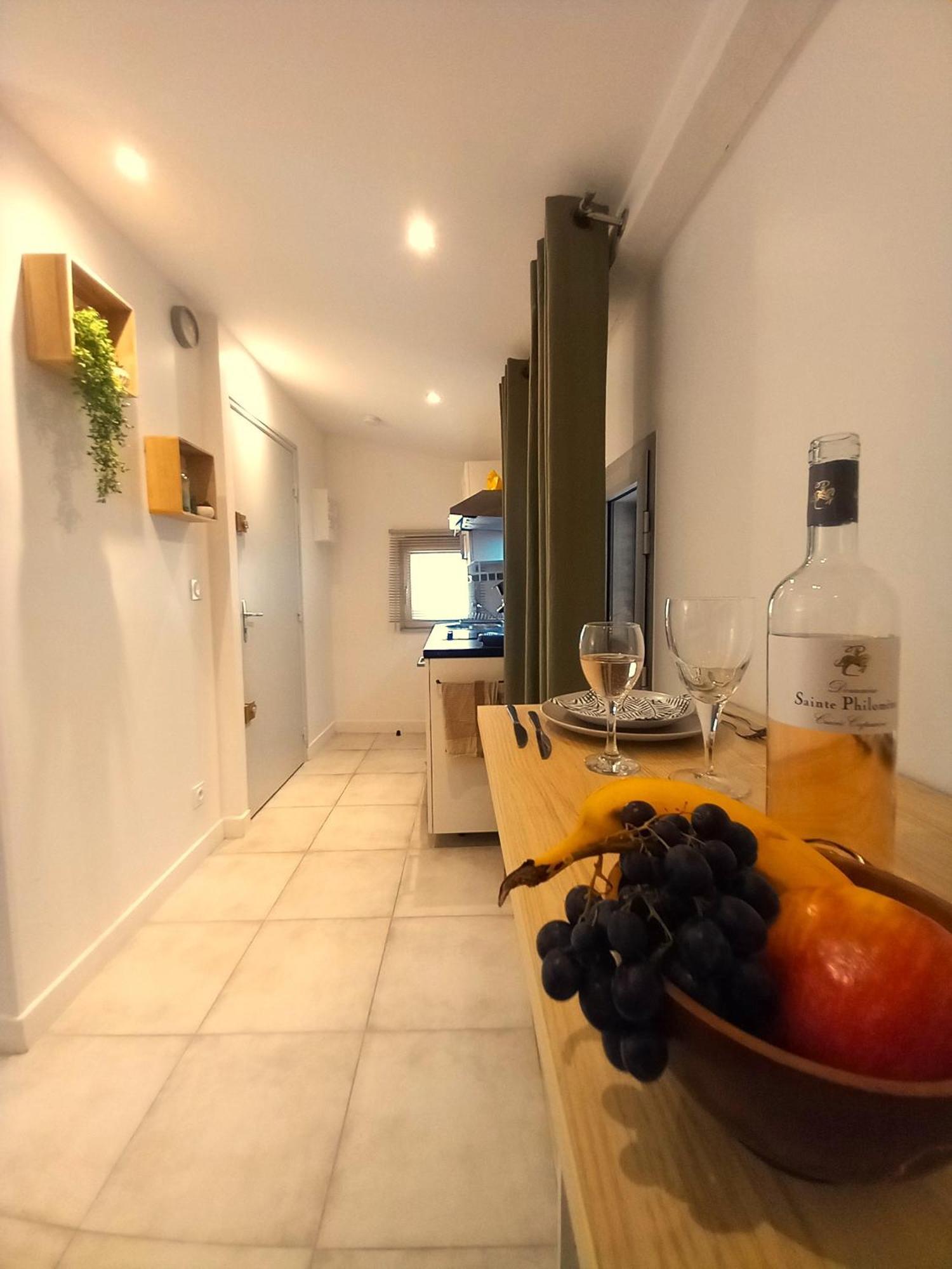 טולון #3 Studio # Place Charmante מראה חיצוני תמונה
